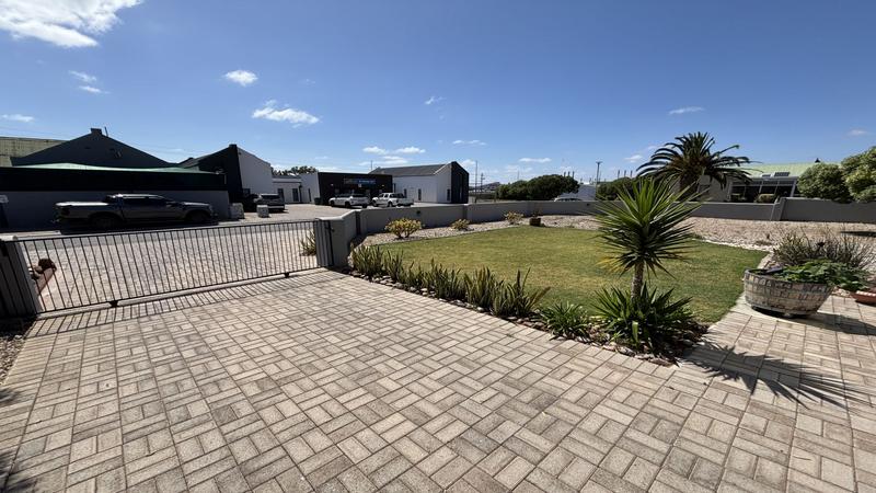 3 Bedroom Property for Sale in Sandy Point Western Cape